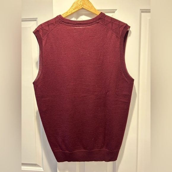Club Room sweater vest - Picture 3 of 3